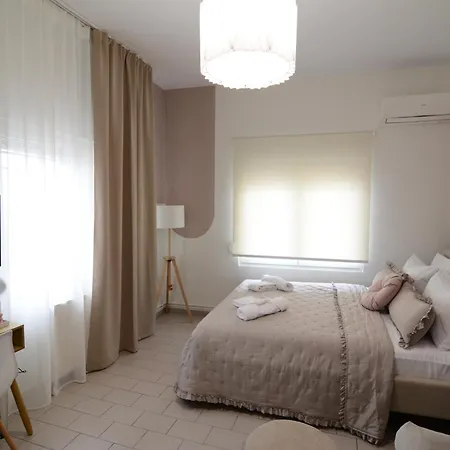 Kalliston - Cosy Urban Family Lodging Kavala Exterior foto